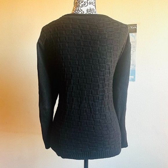 black knit sweater - Picture 4 of 5
